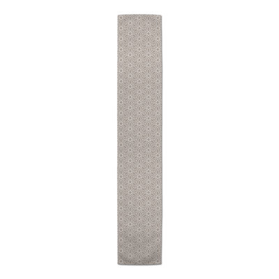 Leafy Pattern Table Runner