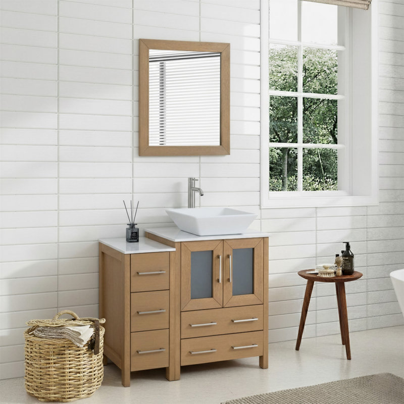 Ensemble de meuble-lavabo sur pied 36 po avec plateau en marbre et miroir assortis Ravenna, Chêne naturel