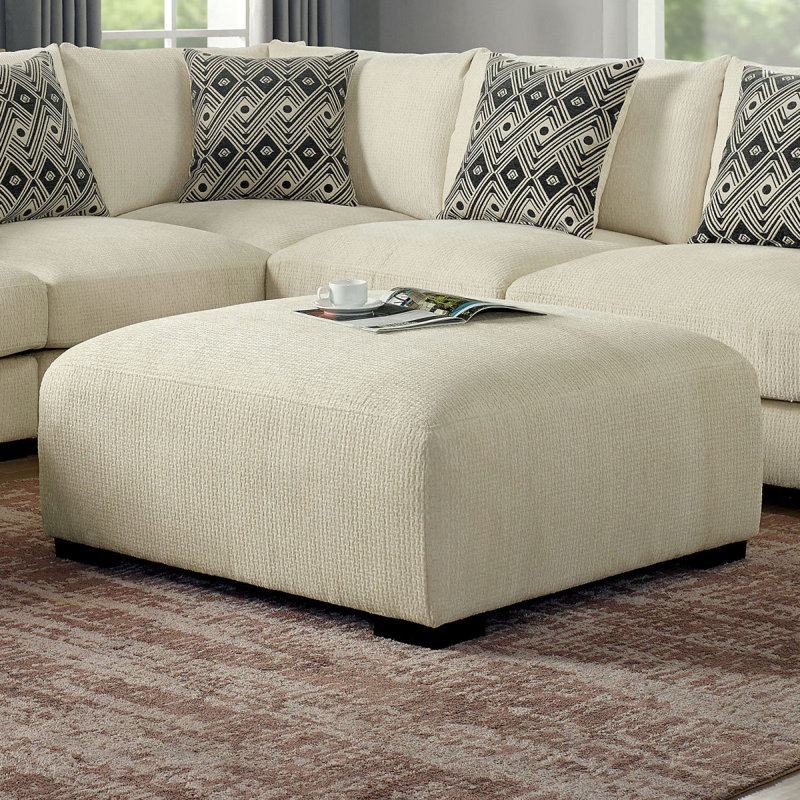 Grand repose-pieds carré rembourré de style contemporain avec couche modulaire en mousse à mémoire de forme et pieds fuselés beige