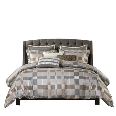 King Size 9 Pcs Comforter In Taupe With Geometric Design, Assurance, And Easy Cleaning Oversized Year - Round Coziness, Hidden Button, High Grade Filler