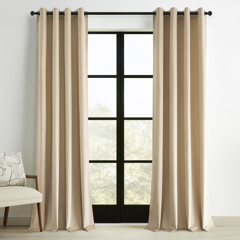 Rideaux en velours avec œillets Ike, L 52 po x L 108 po, Beige