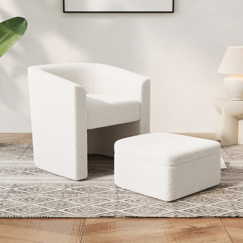 Chaise d'appoint avec fond en bois franc et tabouret de rangement pratique