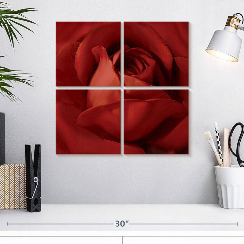 Harnek Sincere Red, 18" H x 18" W