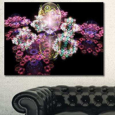 « rose water chutes on mirror », impression sur toile tendue
