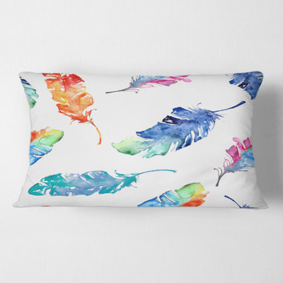 Coussin imprimé de plumes bleues et bohémiennes