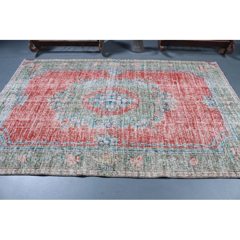Tapis turc Oushak tissé à la main de grande taille pour le salon avec un thème rouge et un motif anatolien
