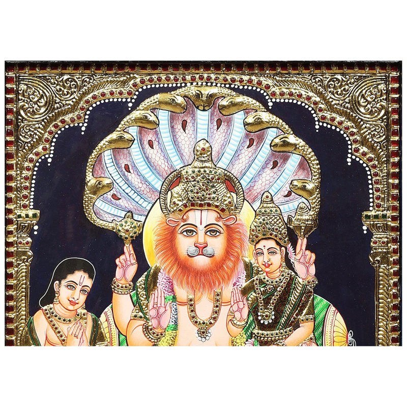 Lakshmi Narasimha avec Bhakta Prahlad Tanjore | Couleurs traditionnelles avec or 24 carats | Structure en bois de teck