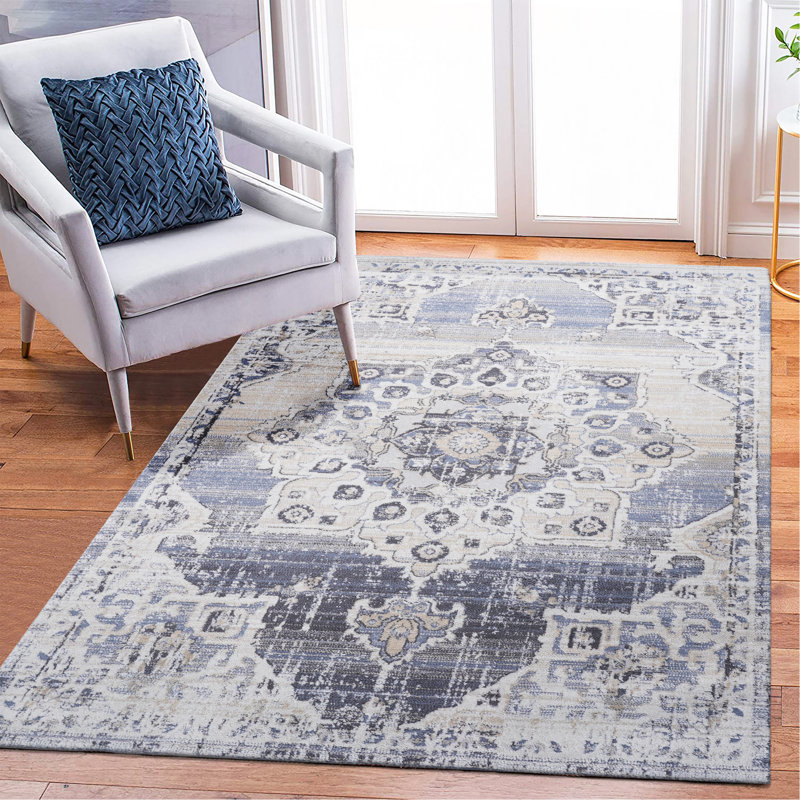 Cream / Blue / Medallion Area Rug, Rectangle 5'3" x 7'6"