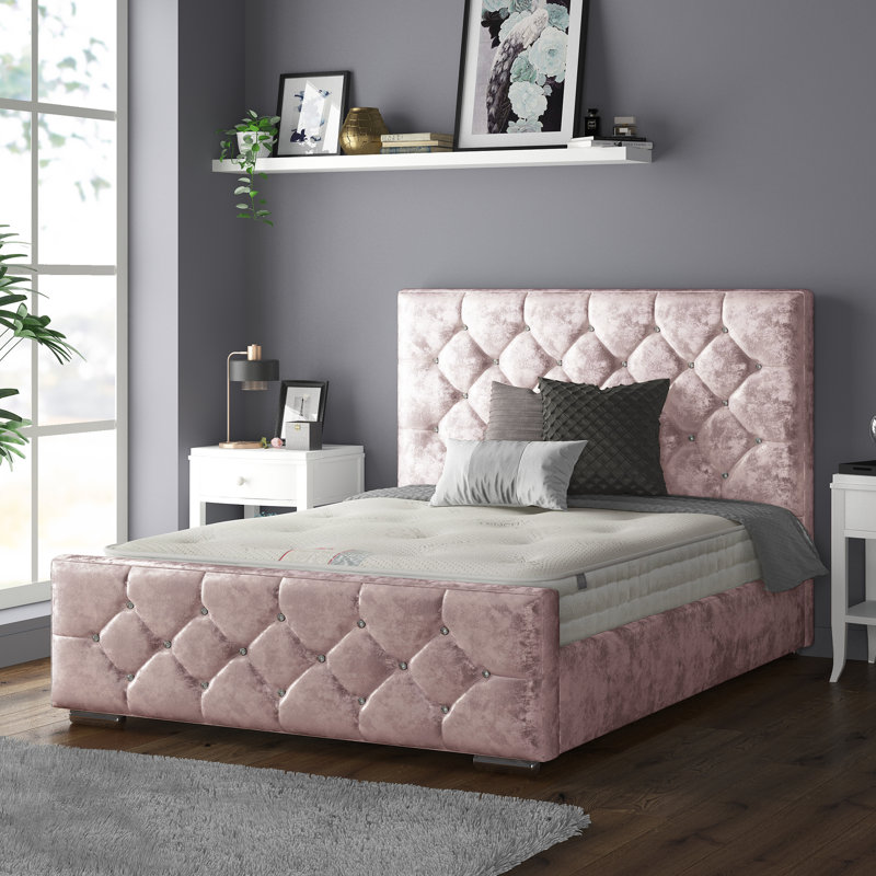 Farallones Upholstered Bed, Double (4'6), Pink