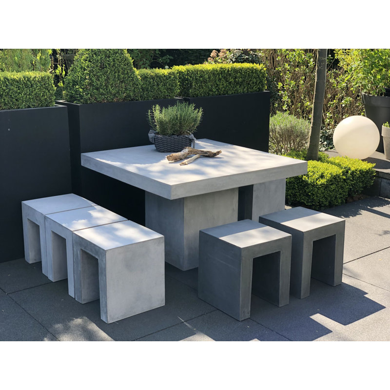 Ferranti Concrete Outdoor Ottoman, White