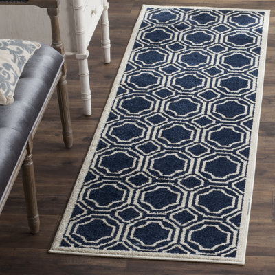 Amherst Performance Geometric Rug