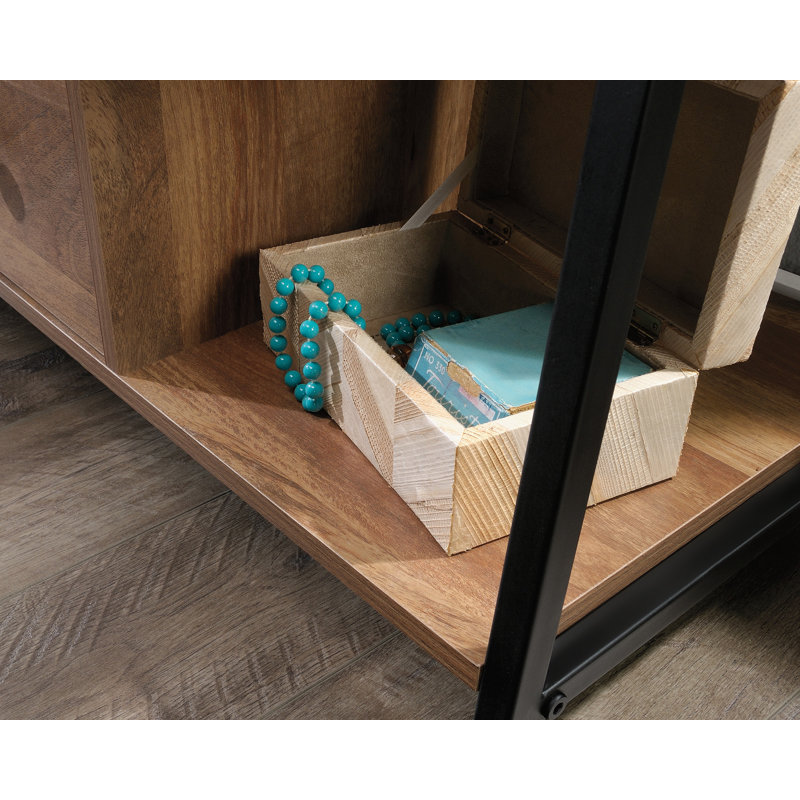 Commode Doyon, Mangue Sindoori