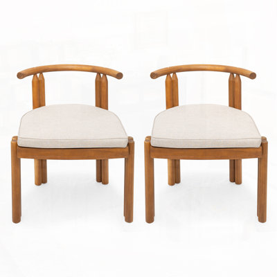 Chaise en bois sans accoudoirs
