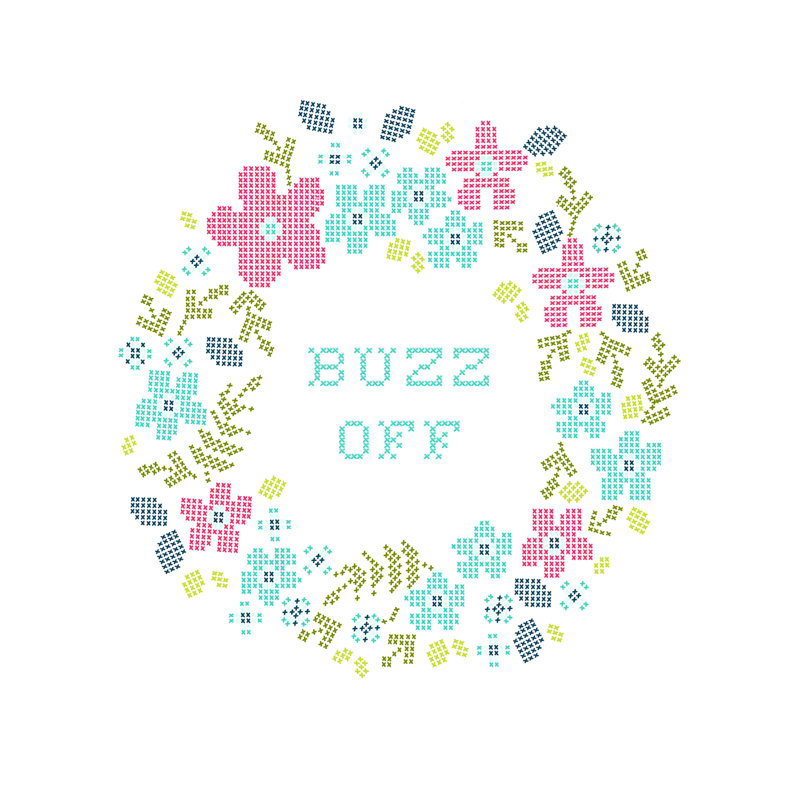 «Cross Stitch Tight Wreath Buzz Off», impression sur toile tendue, H 12 po x l 12 po