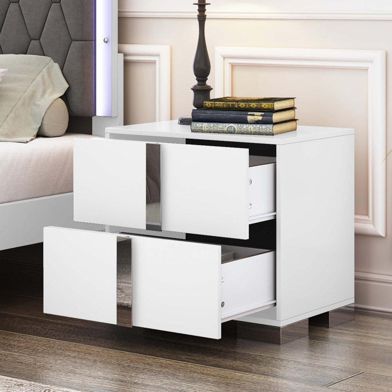 Table de chevet élégante avec poignée en métal, Blanc