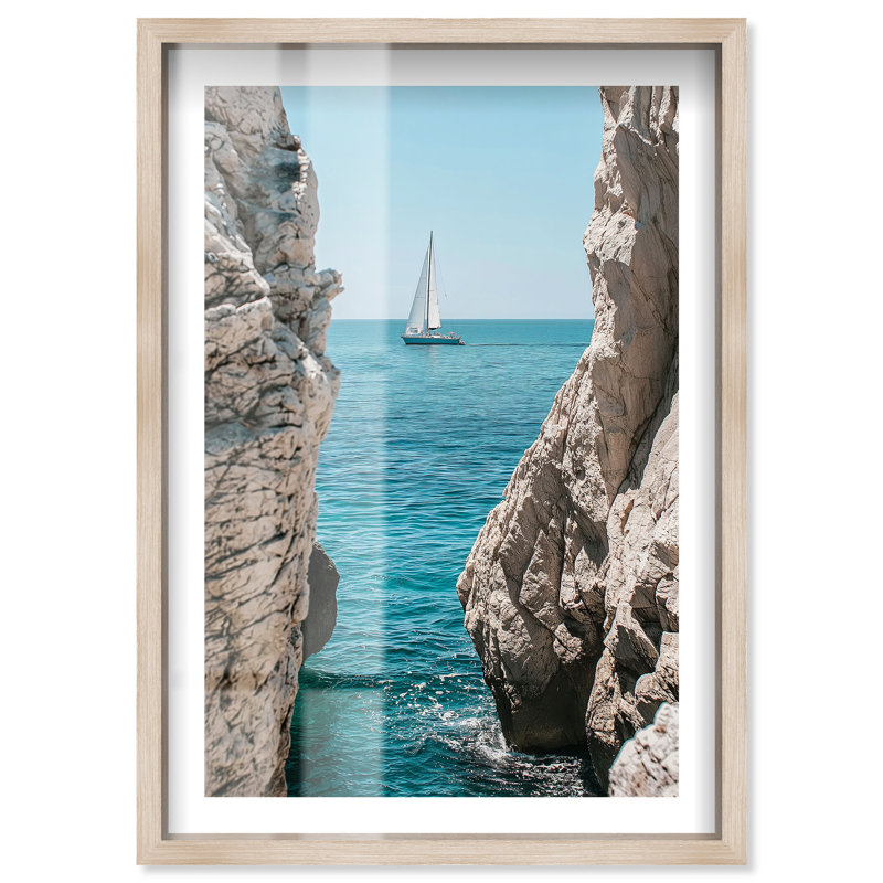 «Rock in Sea I Shadowbox» par Notoriart, H 31 po x l 21 po, Crème, crème