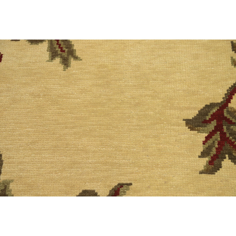 Tapis floral 7 x 7 po
