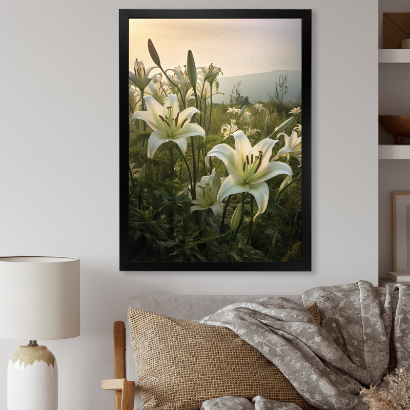 Jardin de champs de lys blancs sur toile, H 32 po x l 24 po x P 1 po, Cadre simple noir