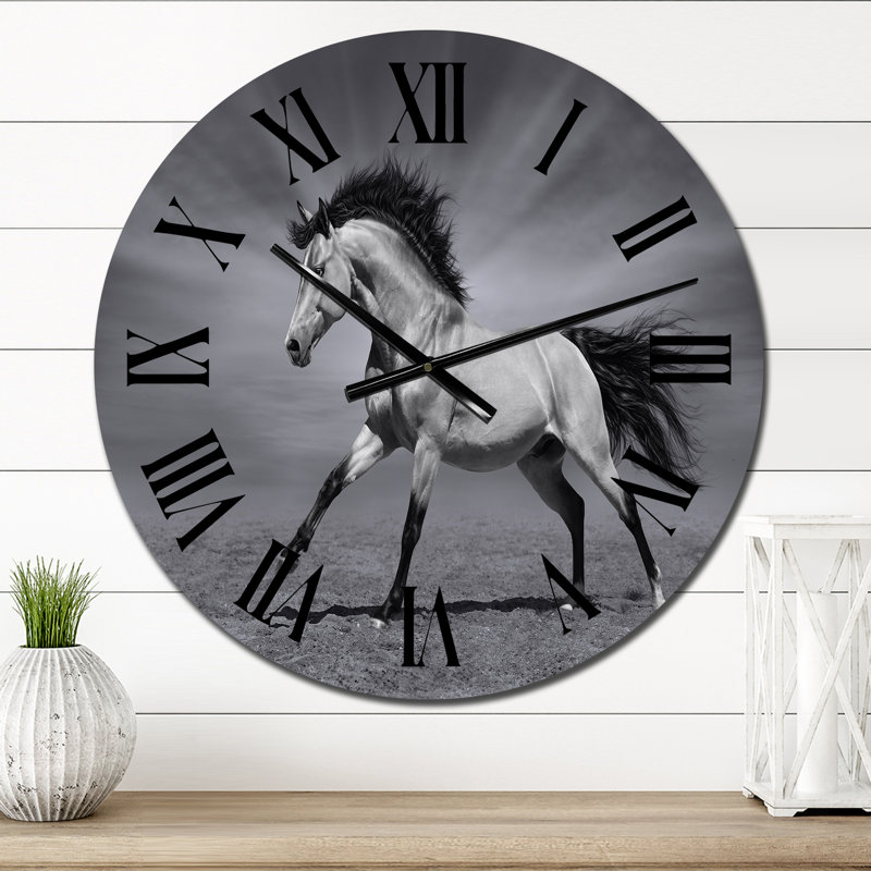 Horloge murale traditionnelle, Petit