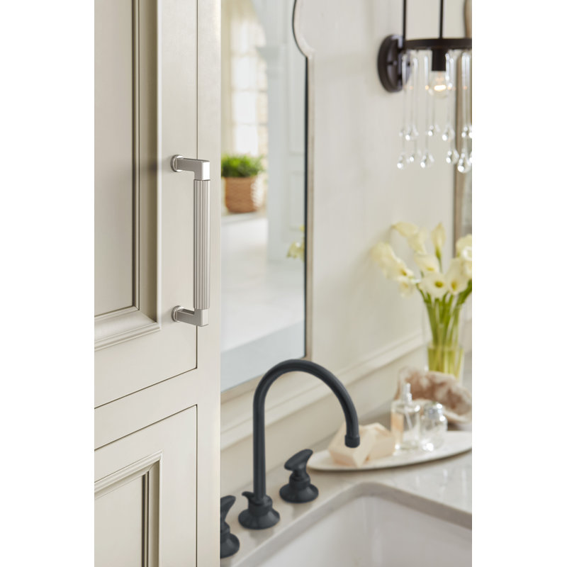 Centre-to-Centre Cabinet Pull, 5 1/16", Satin Nickel