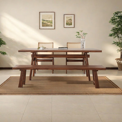 Table de salle à manger en noyer