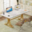 Bureau de direction moderne de 63 pouces avec plateau en faux marbre et pieds dorés élégants, idéal pour le bureau à domicile et les espaces de travail professionnels