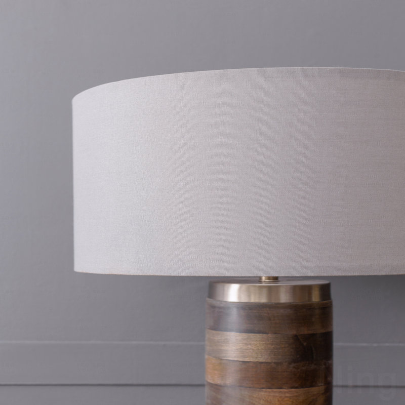 Lampe de table avec abat-jour requise
