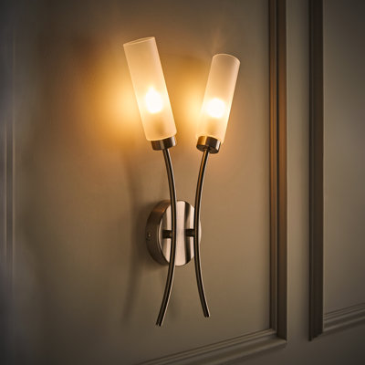 Aaniyah Armed Sconce