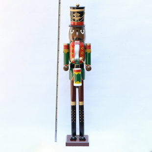 Casse-noisette de Noël en bois afro-américain