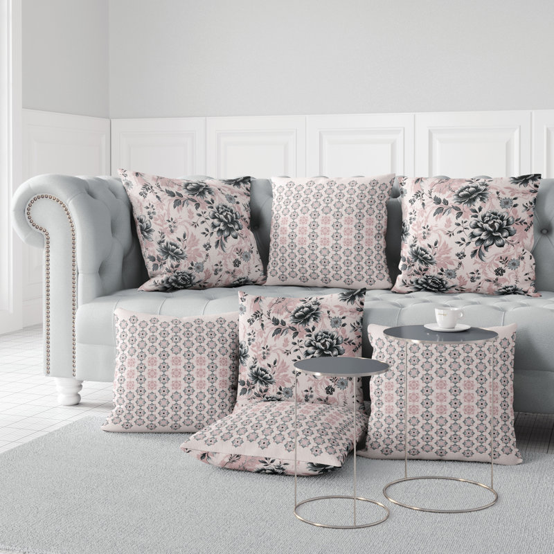 Coussin décoratif intérieur / extérieur Nature's Canvas Floral, H 18 po x l 18 po, Floral gris / rose
