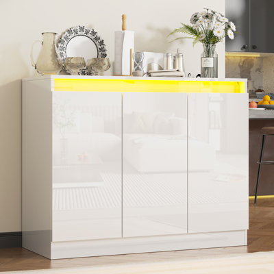 Buffet ultra brillant avec lumières à DEL, buffet café moderne avec 3 portes, armoire de rangement moderne sans poignée pour le salon, entrée, blanc