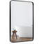 Élégant miroir mural rectangulaire en métal noir pour salle de bain moderne, parfait pour rehausser tout espace contemporain.