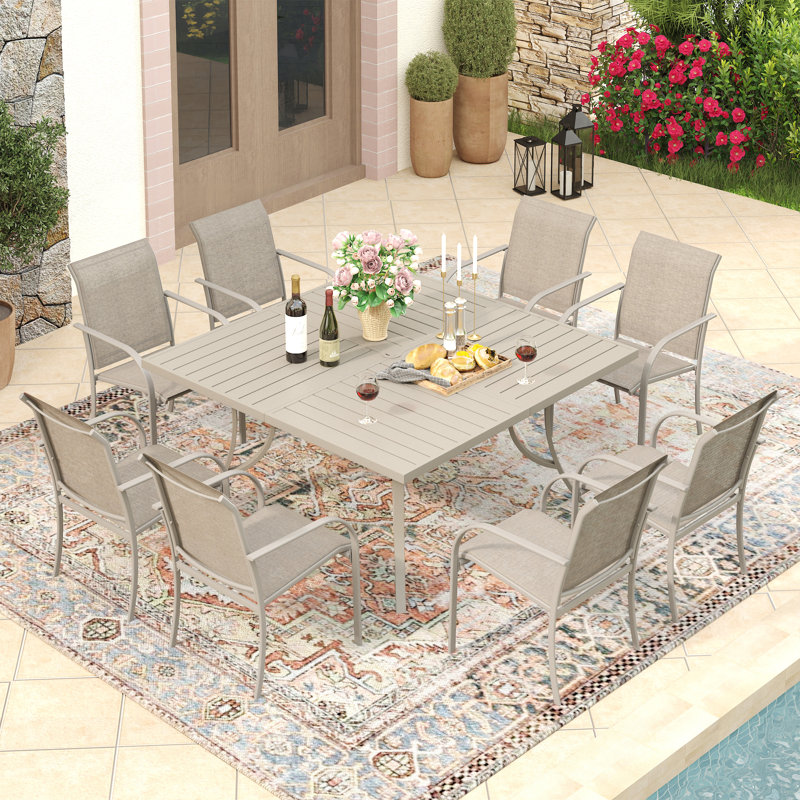 Ensemble repas de patio en métal pour 8 personnes avec table carrée Erilas, Beige / Beige