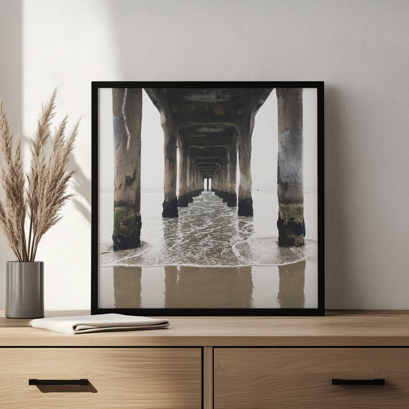 «Manhattan Pier» par Bree Madden, reproduction d'art, H 36 po x l 36 po, Érable