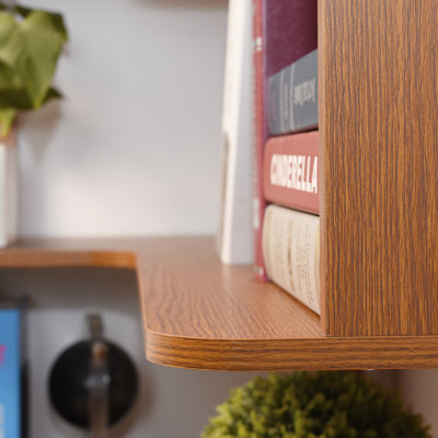 Bibliothèque de coin autoportante en L de 90 cm (35,43 po) à 5 niveaux pour salon, chambre à coucher, bureau à domicile, bibliothèque en bois avec panneau anti-chute et dispositif anti-basculement, tablette ouverte