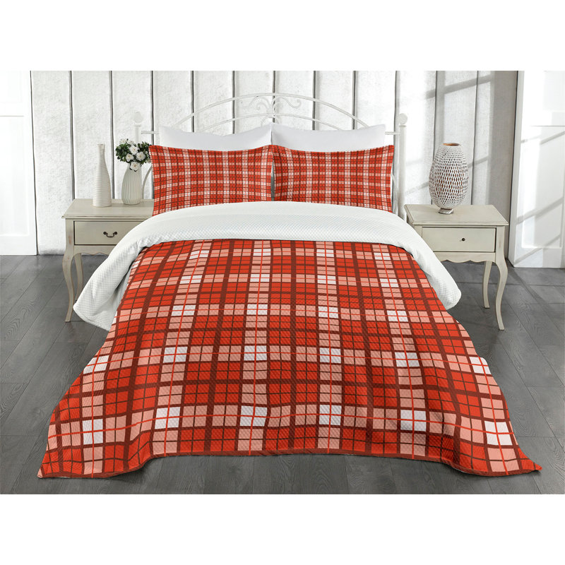 King Size Red and White Plaid Quilted Bedspread Set