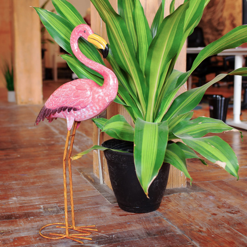 Statue côtière en métal flamant rose