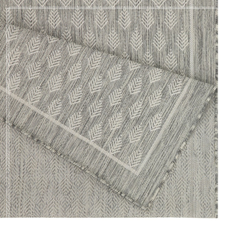 Silver Indoor/Outdoor Area Rug, Rectangle 5'3" x 7'3"