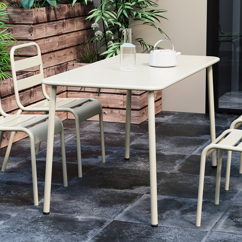 Table carrée de conception américaine givrée pour les repas en plein air et le jardin relaxant, Blanc cassé