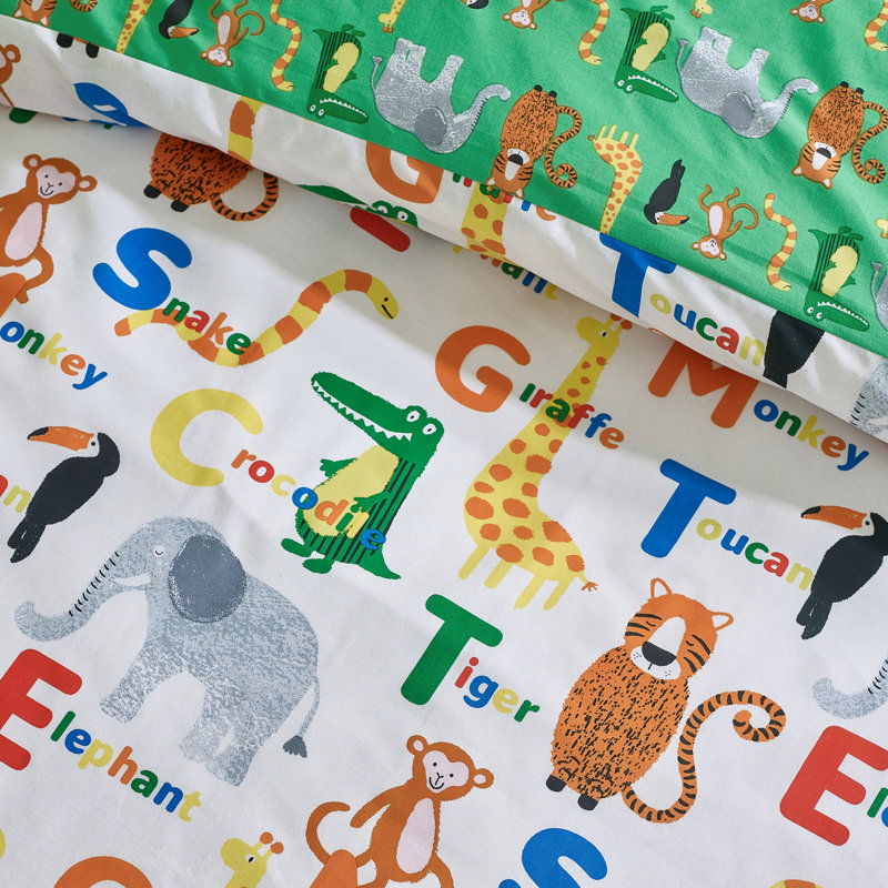 Animal Magic Reversible Duvet Cover Set, Junior Duvet Cover + 1 Standard Pillowcases