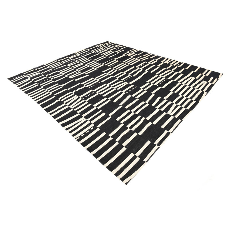 Orta Black Rug