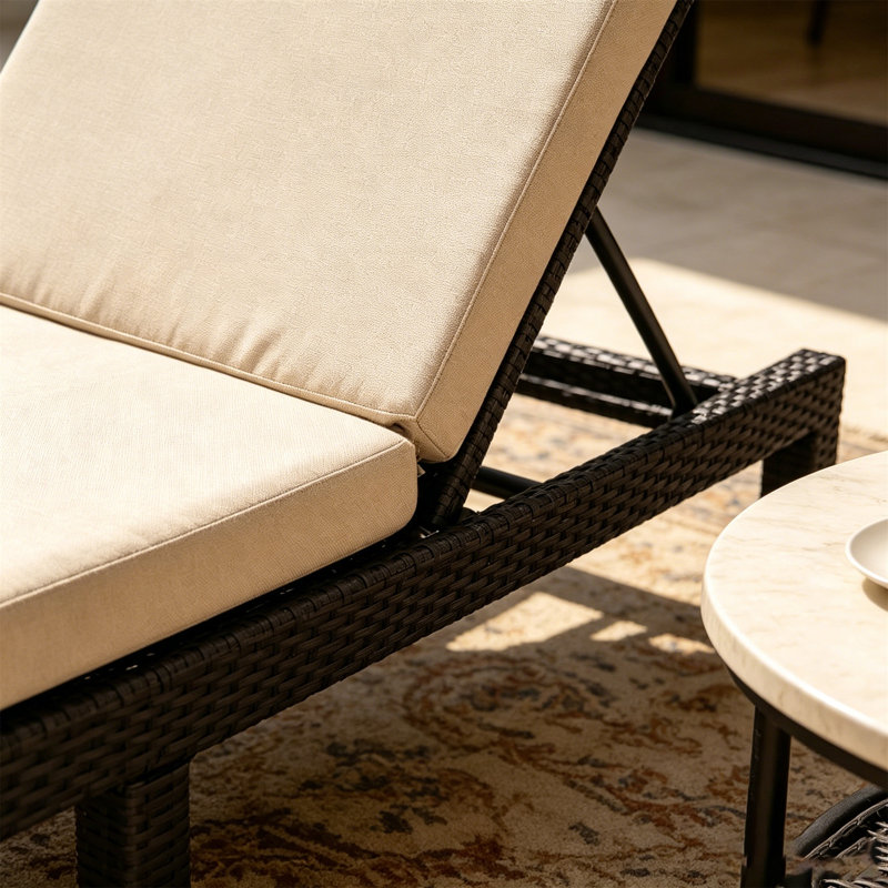 FAUTEUIL PUERTA KD CHAISE, CADRE BRUN FONCÉ AVEC COUSSIN BEIGE, Beige