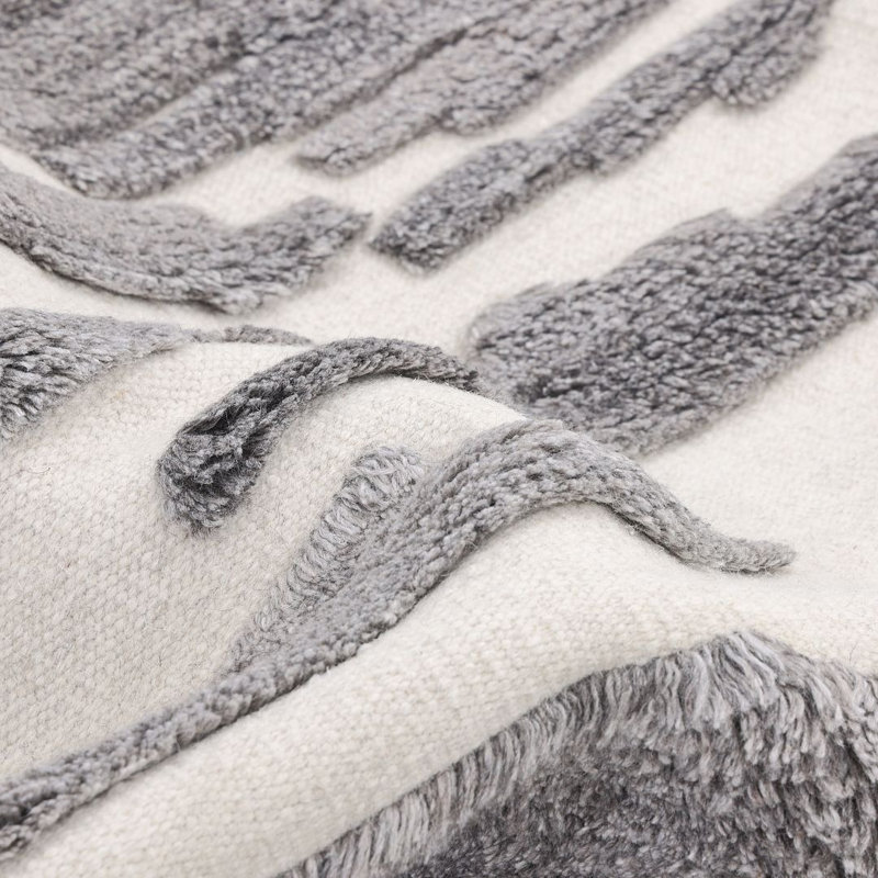 Maverick Area Rug in Ivory/Cream, Rectangle 5' x 8'