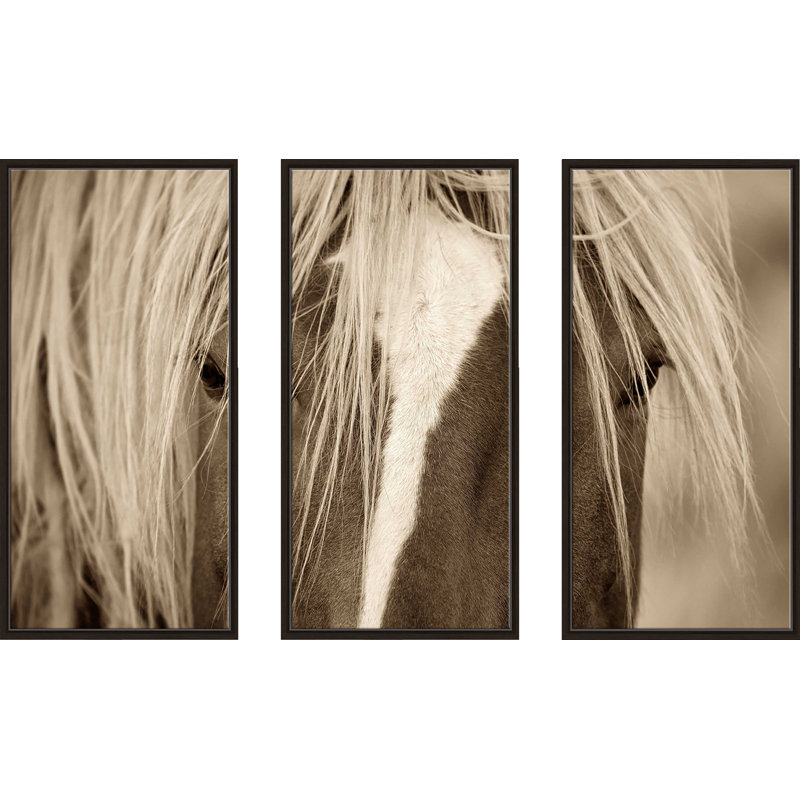 "The Blonde" par Lisa Dearing, reproduction sur toile flottante 3 pièces, H 33,5 po x l 52,5 po x P 2 po