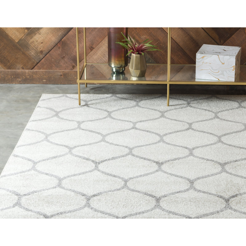Llanet Geometric Indoor Rug, Rectangle 2' x 3'1"