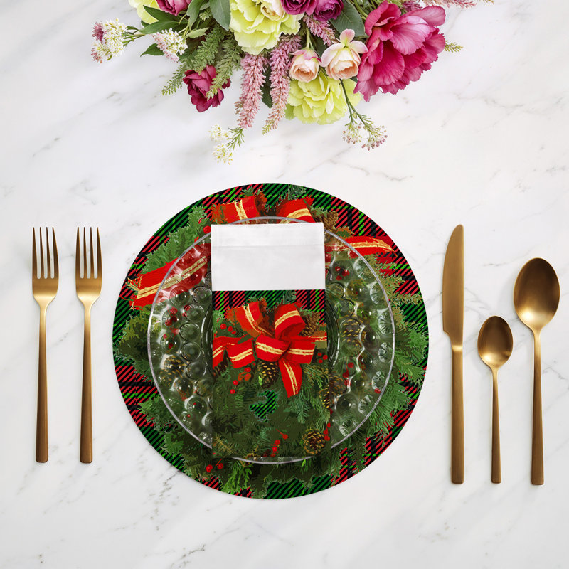 Christmas Wreath Cotton Sateen Dinner Napkins, Tartan Green