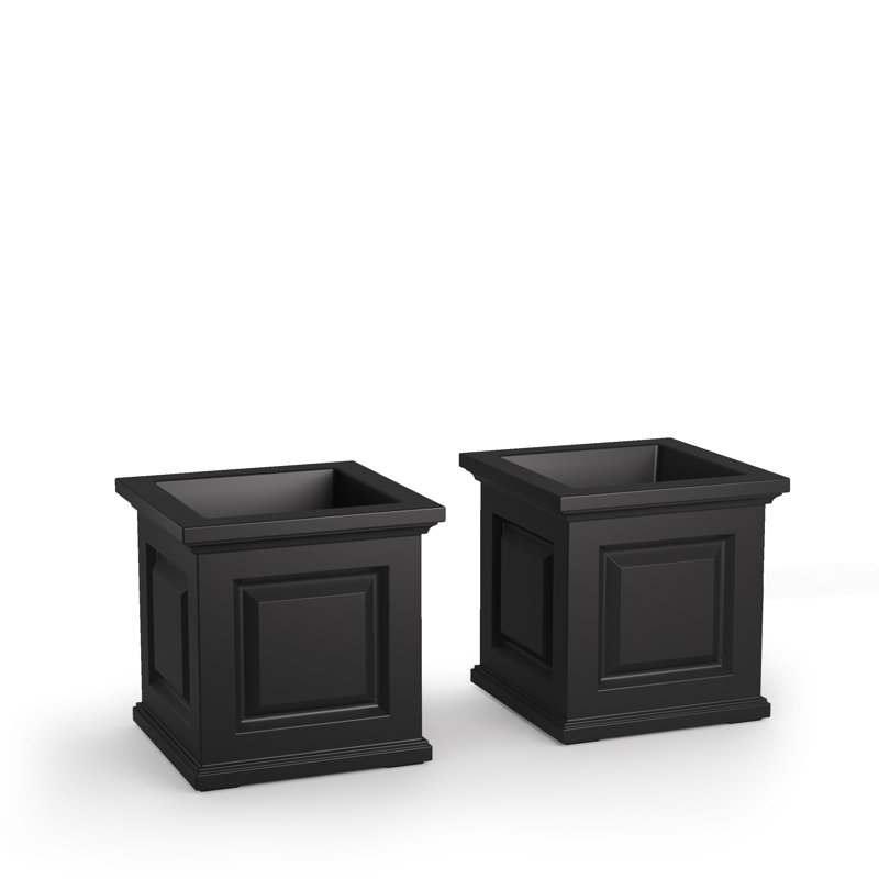 Bac à fleurs carré en résine avec réservoir d'eau Nantucket, Noir, H 16 po x l 16 po x P 16 po, 2