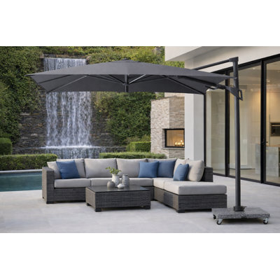 Yarami 10 pi. Parasol extérieur en aluminium pour porte-à-faux en porte-à-faux à 360 degrés avec base en granite, gris fumée