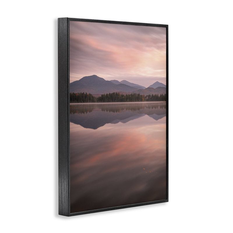 Giclée encadrée par Dawn Reflection In Glory, design par James Rodewald, H 18 po x l 12 po, Giclée encadrée noir minuit