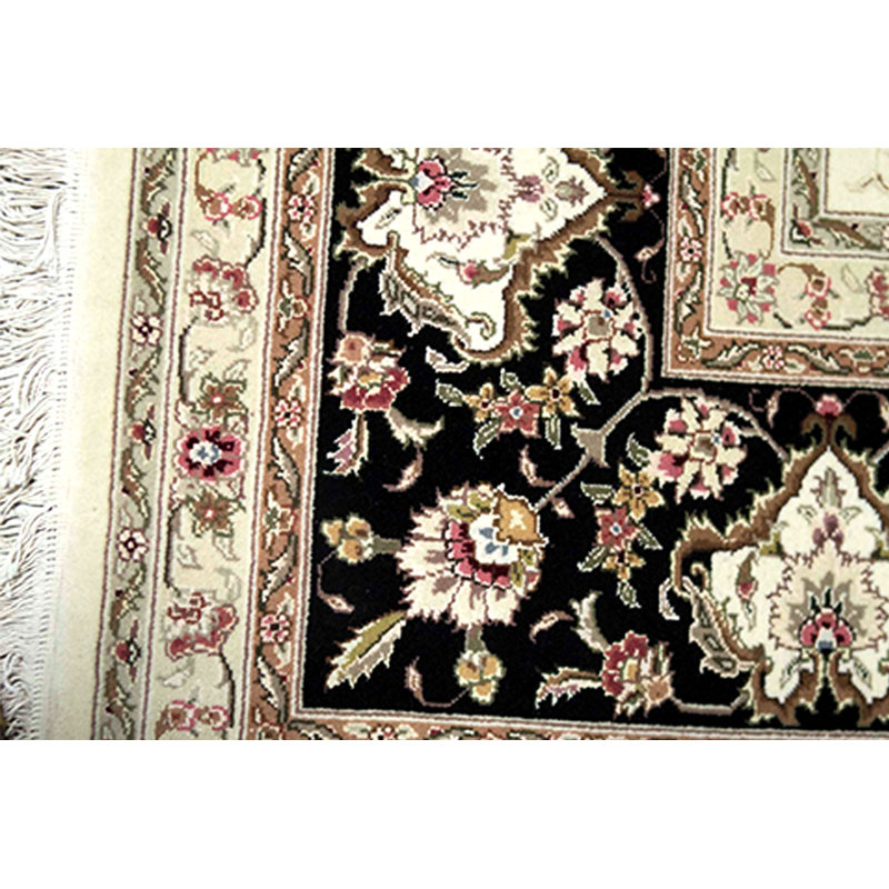 Hand Knotted Oriental Area Rug